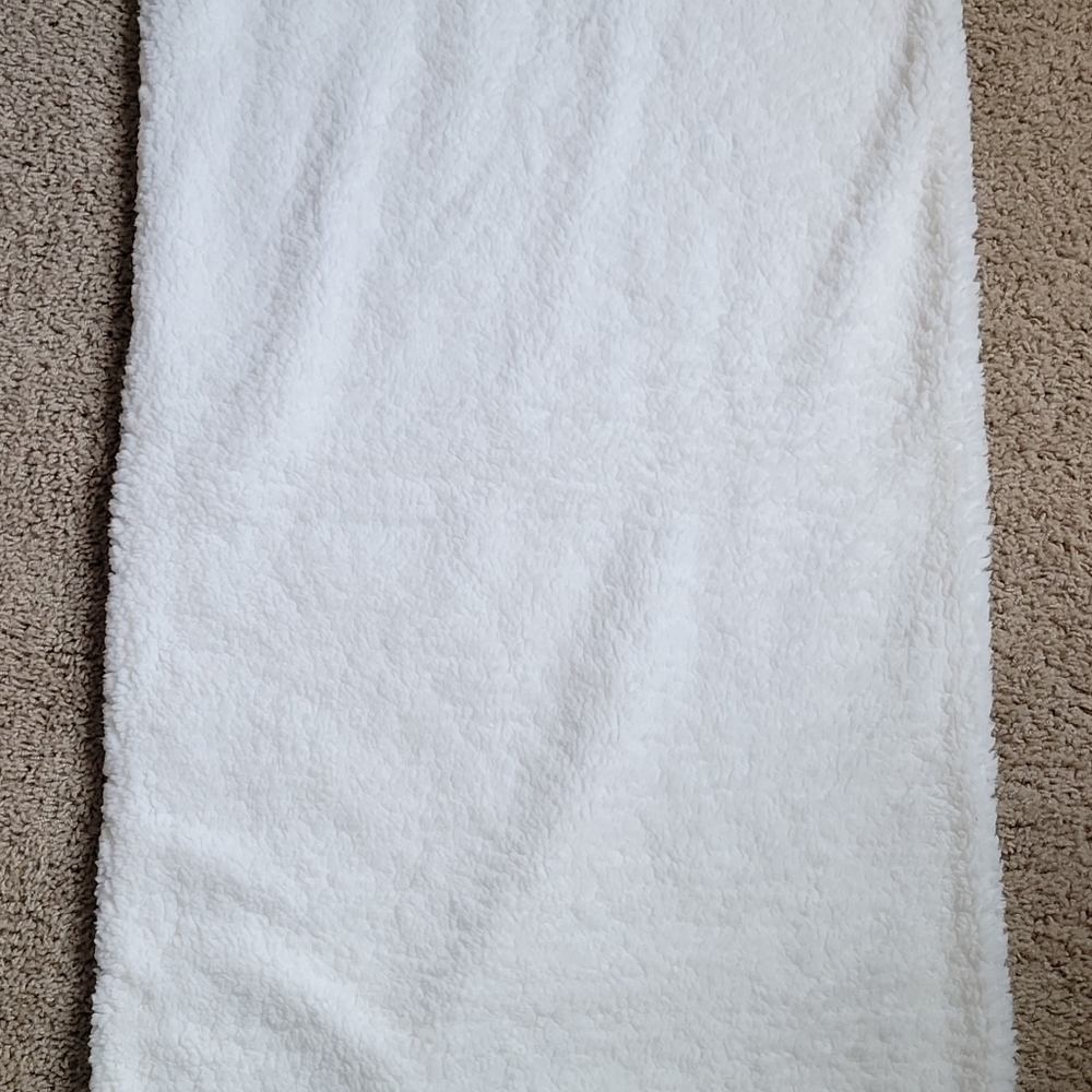 Sherpa body pillow covers